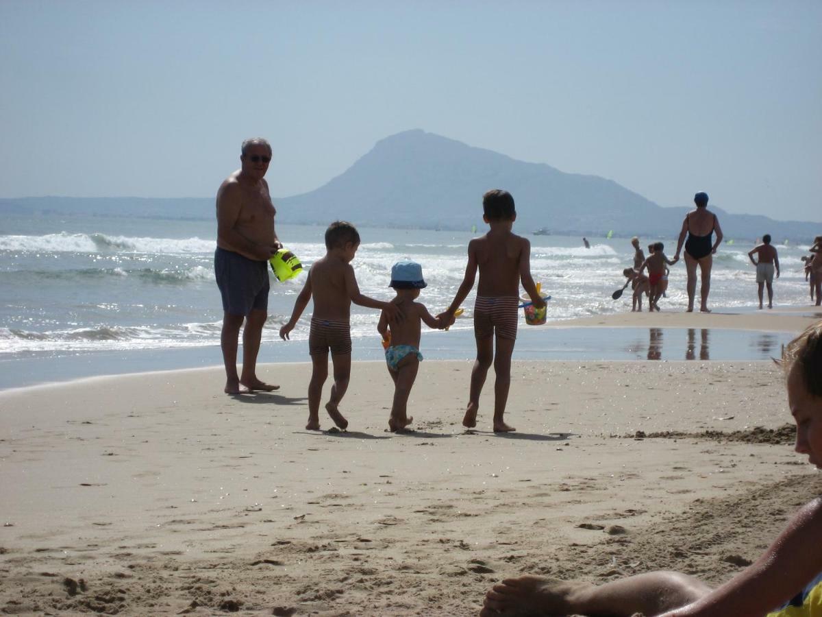 Hello Oliva Beach Ana Buitenkant foto